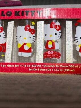 VTG 2013 Hello Kitty Drink Glasses - 4pc Set